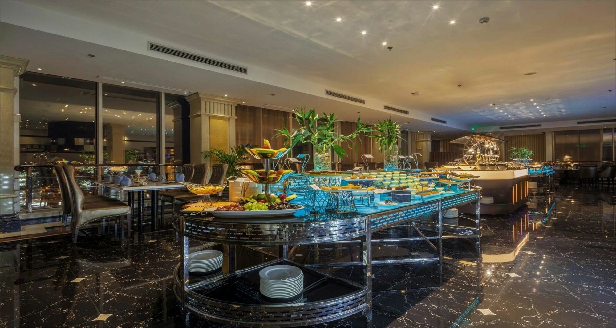 Al Ahsa Grand Serviced Apartment 胡富夫 外观 照片 The buffet at the hotel